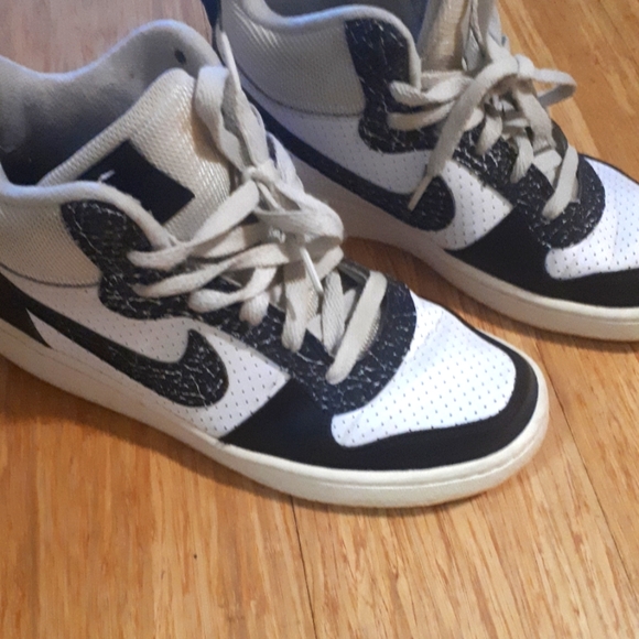 Nike shoes